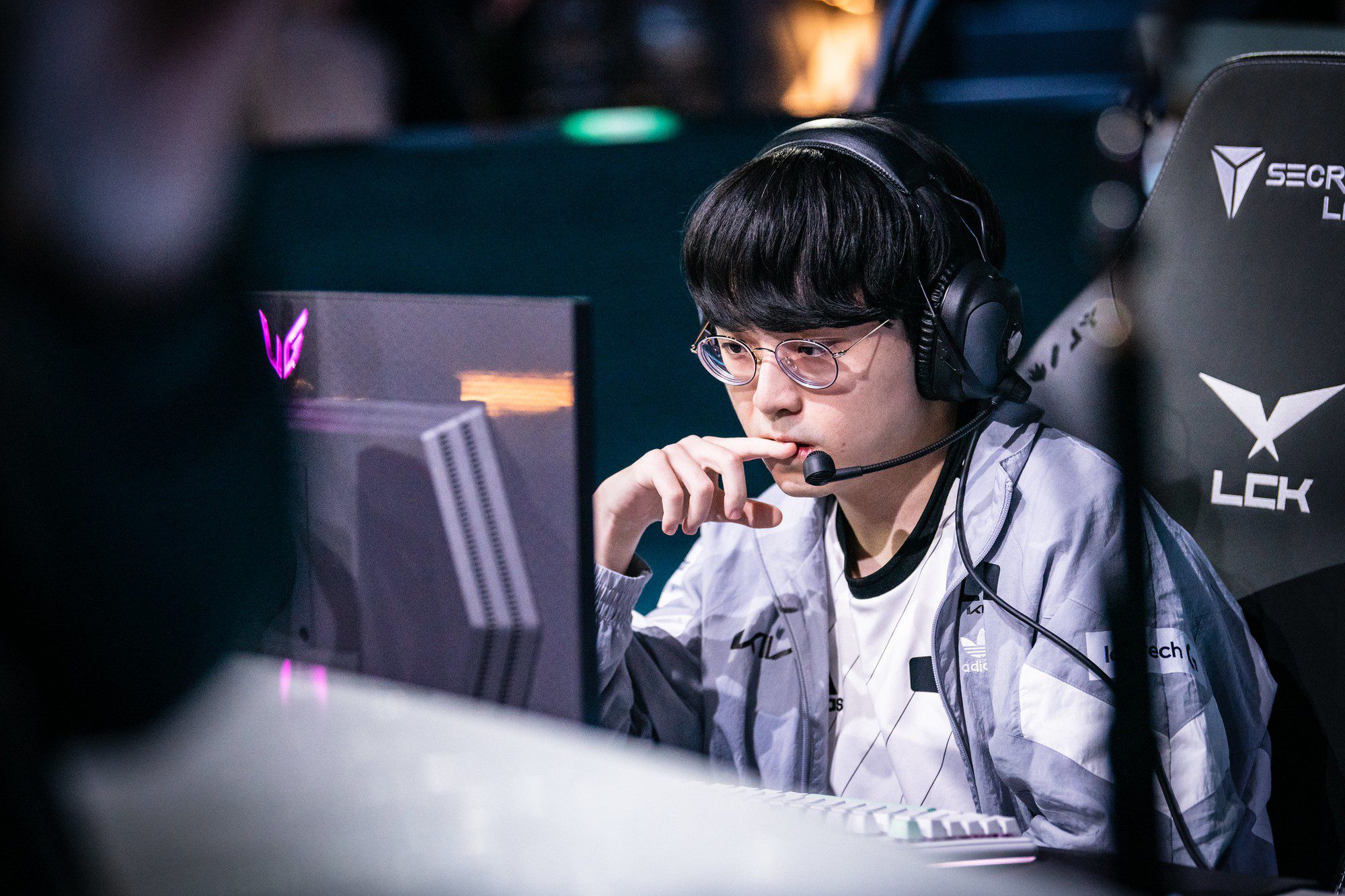 ShowMaker is ready to sacrifice his health for victory - source: LoL Esports