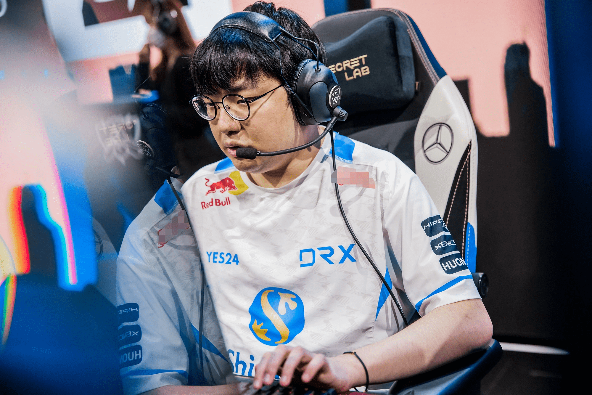When DRX won, the most interesting topic related to this team was BeryL's obsession with Genshin Impact - source: LoL Esports