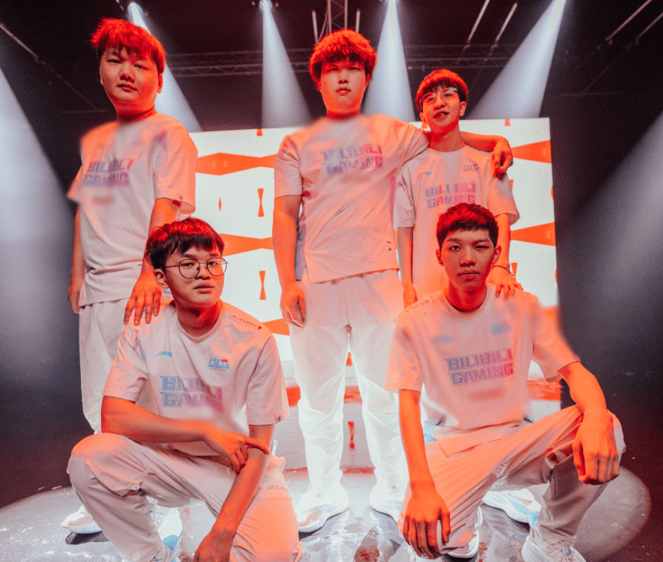 BLG secured a convincing victory against C9 to advance in the winners' bracket