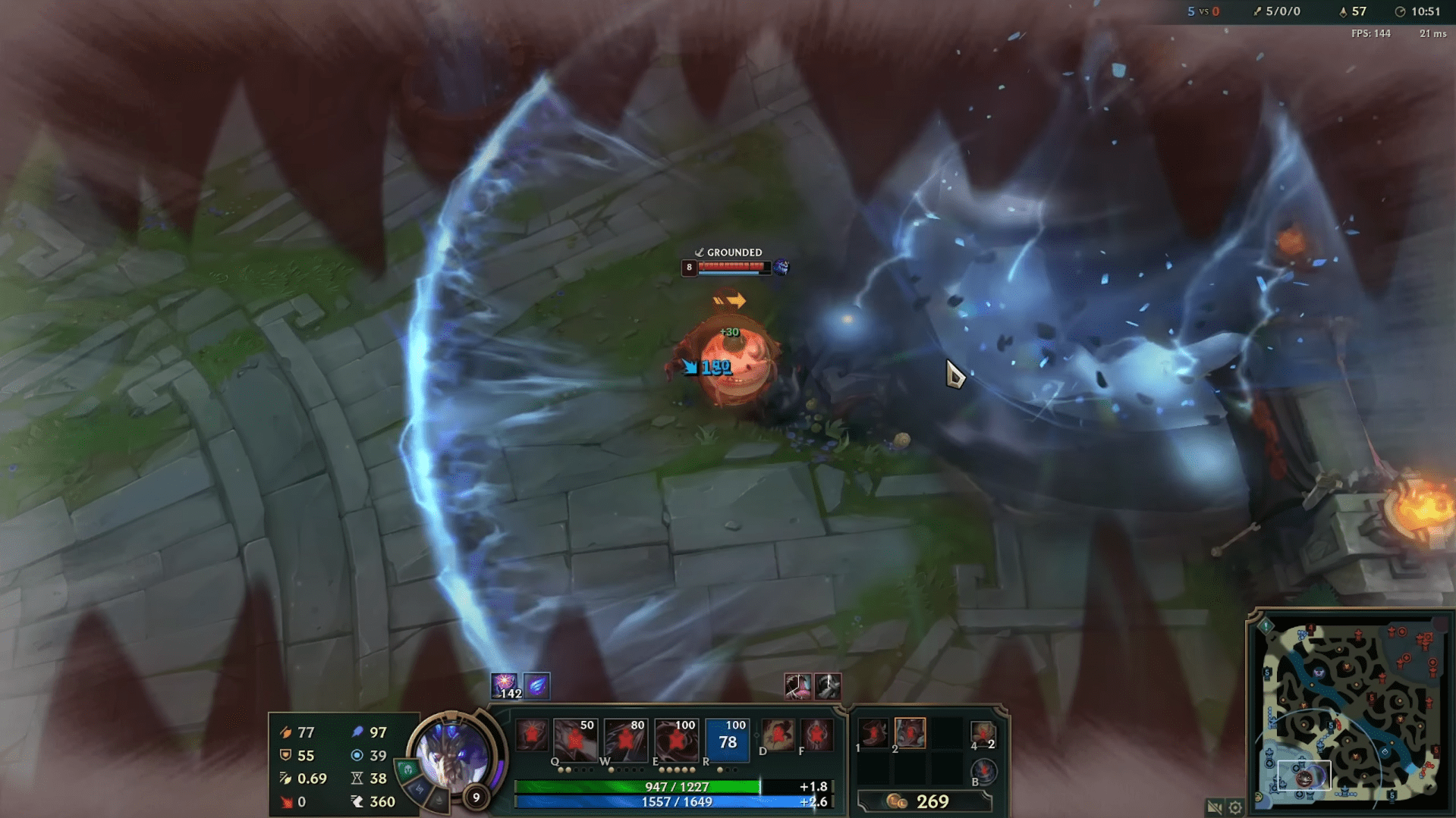 If it were the opposing Tahm Kench, the shockwave effect would still activate - source: YouTube