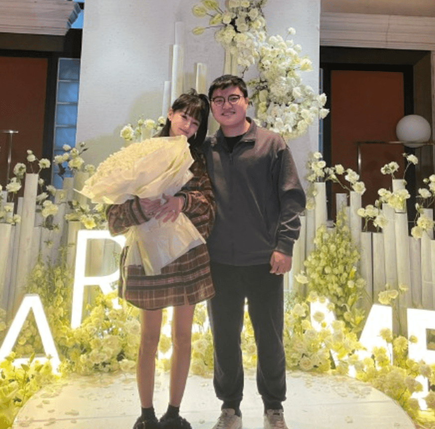 Uzi's wife fully supports her husband's decision to return to play