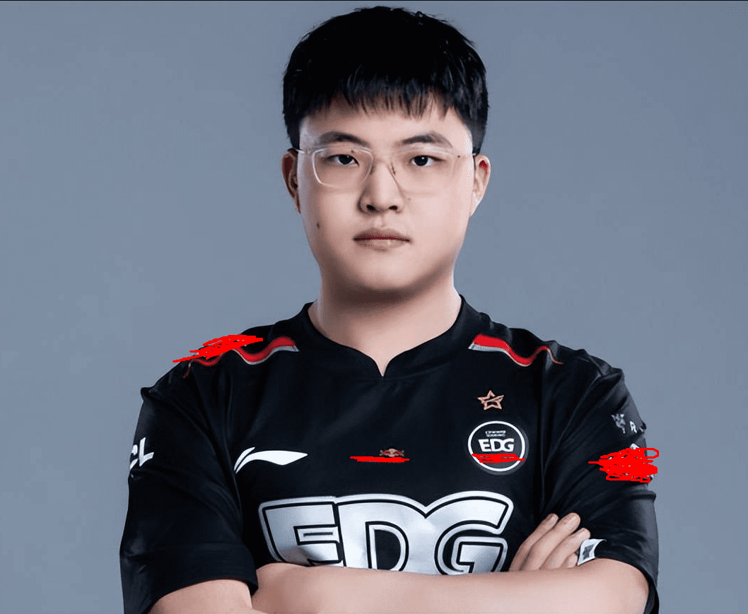 Uzi still needs more time to adapt to EDG's playstyle