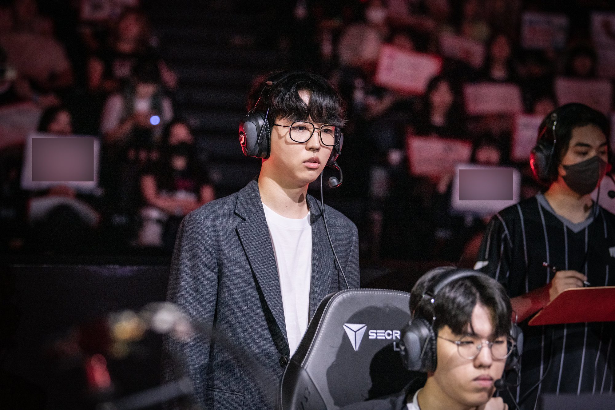 Only Coach Bengi's assistants participated in the drafting phase on the competition stage