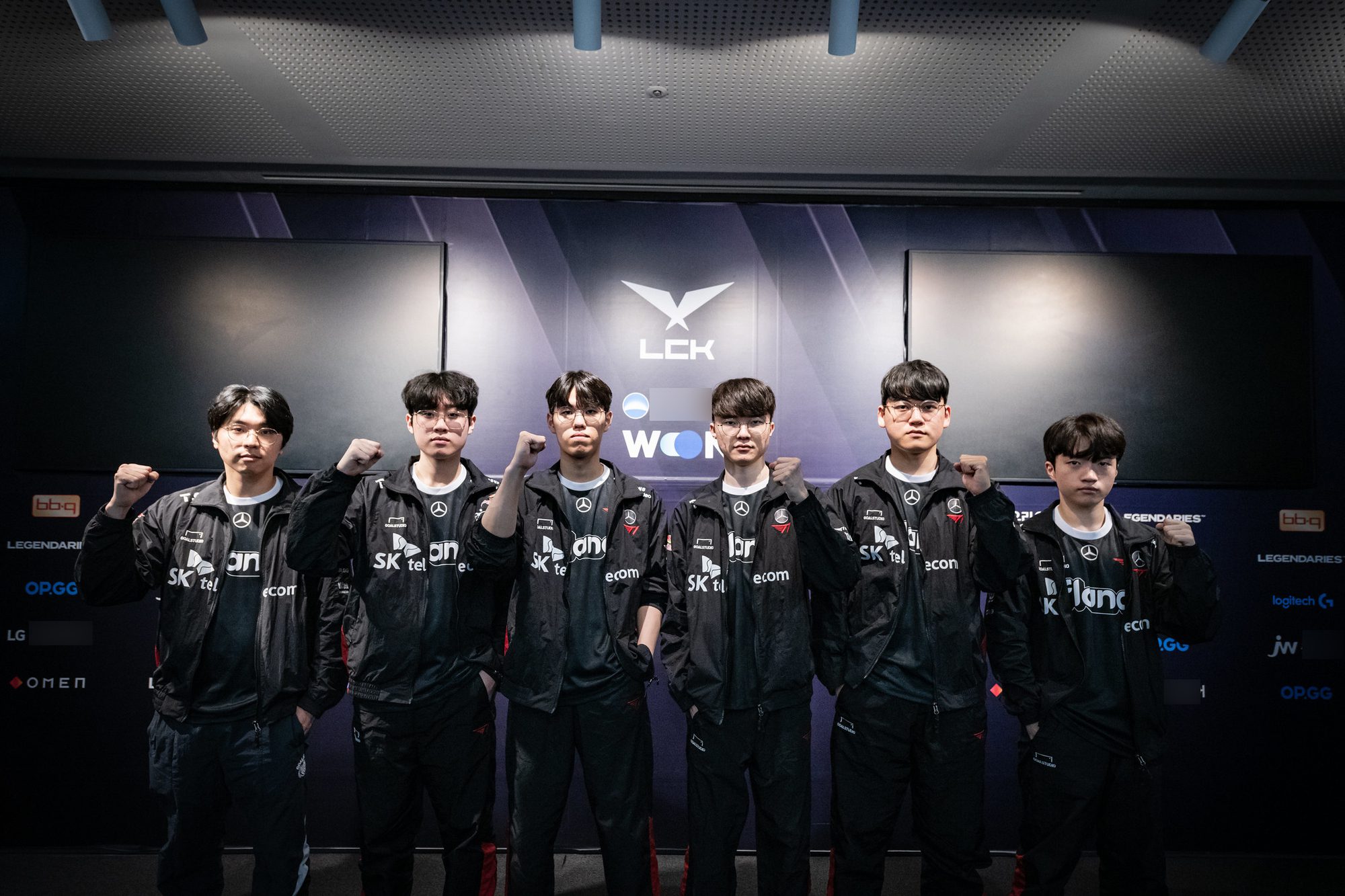 The pressure weighing on T1 affects the players' health