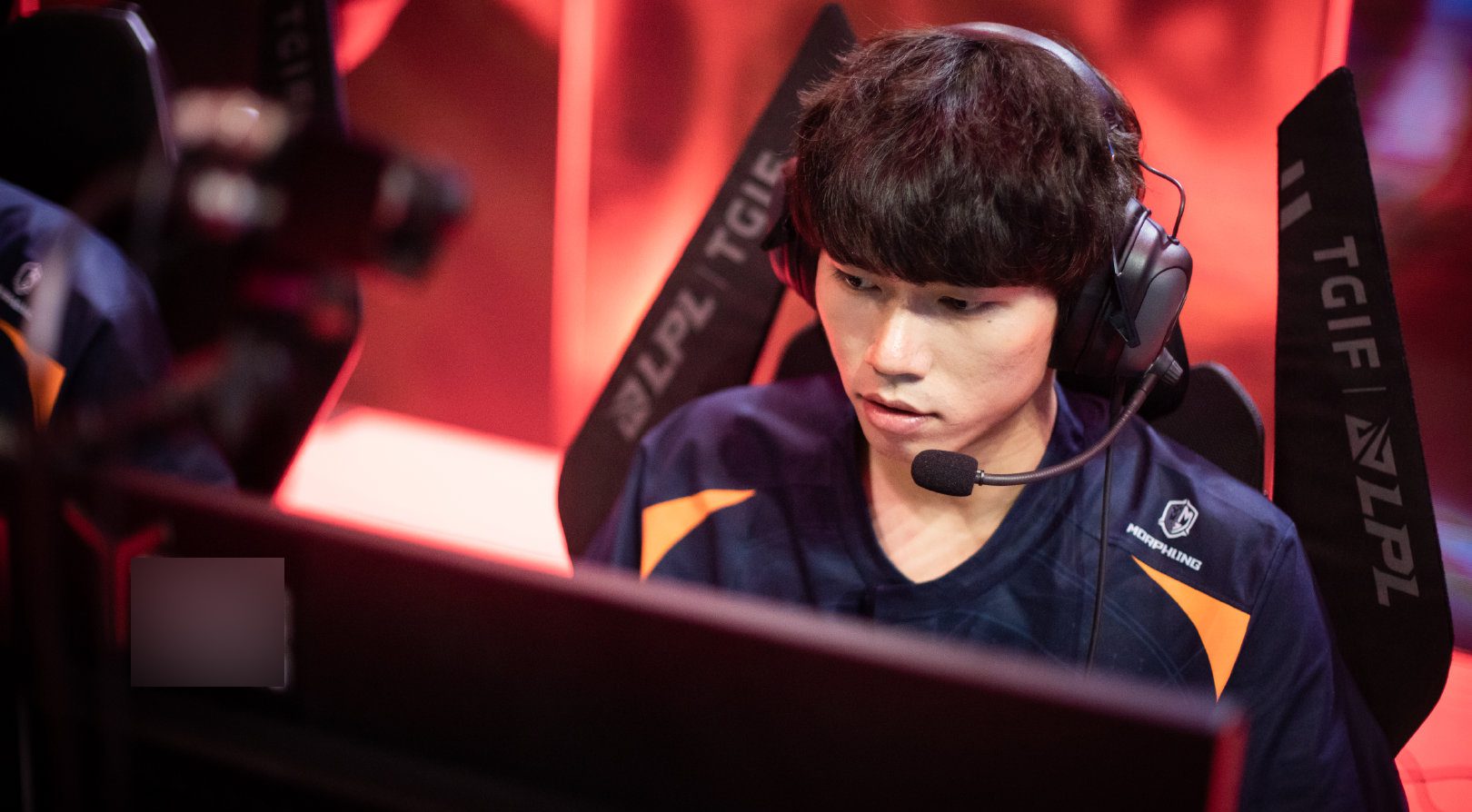 OMG fans suggest Aki might be teasing TES - his former team