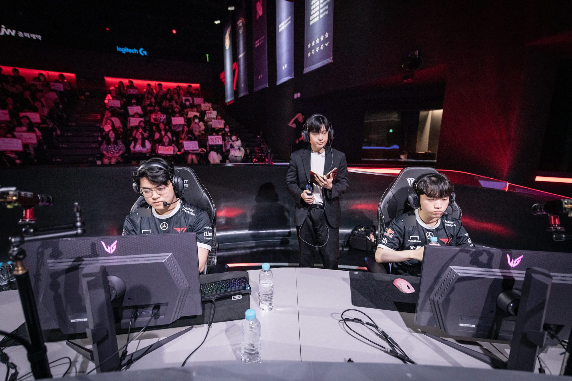 T1's performance certainly cannot satisfy their fans