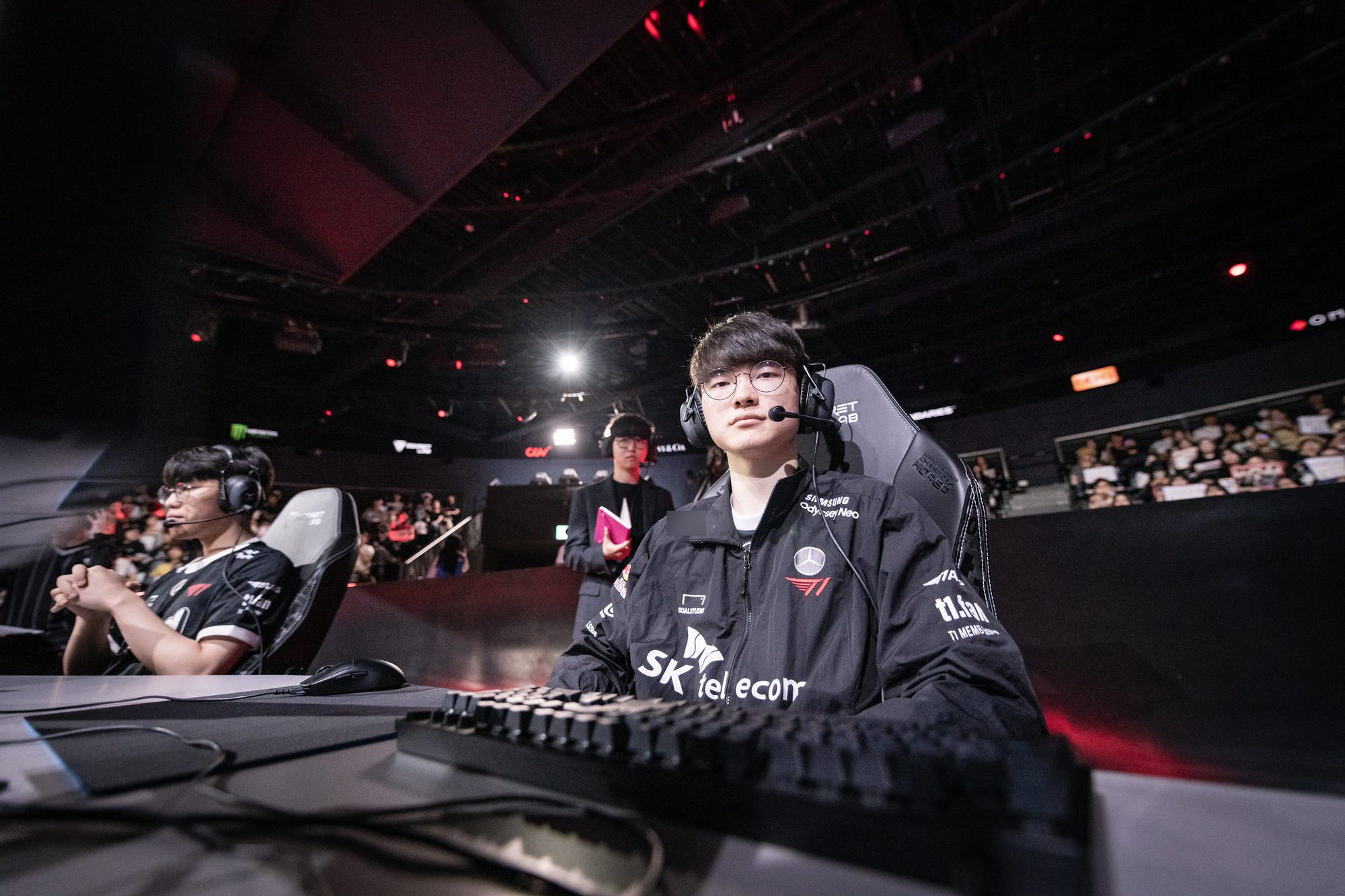 Faker and his teammates do not utilize their strengths and rely too much on teamwork