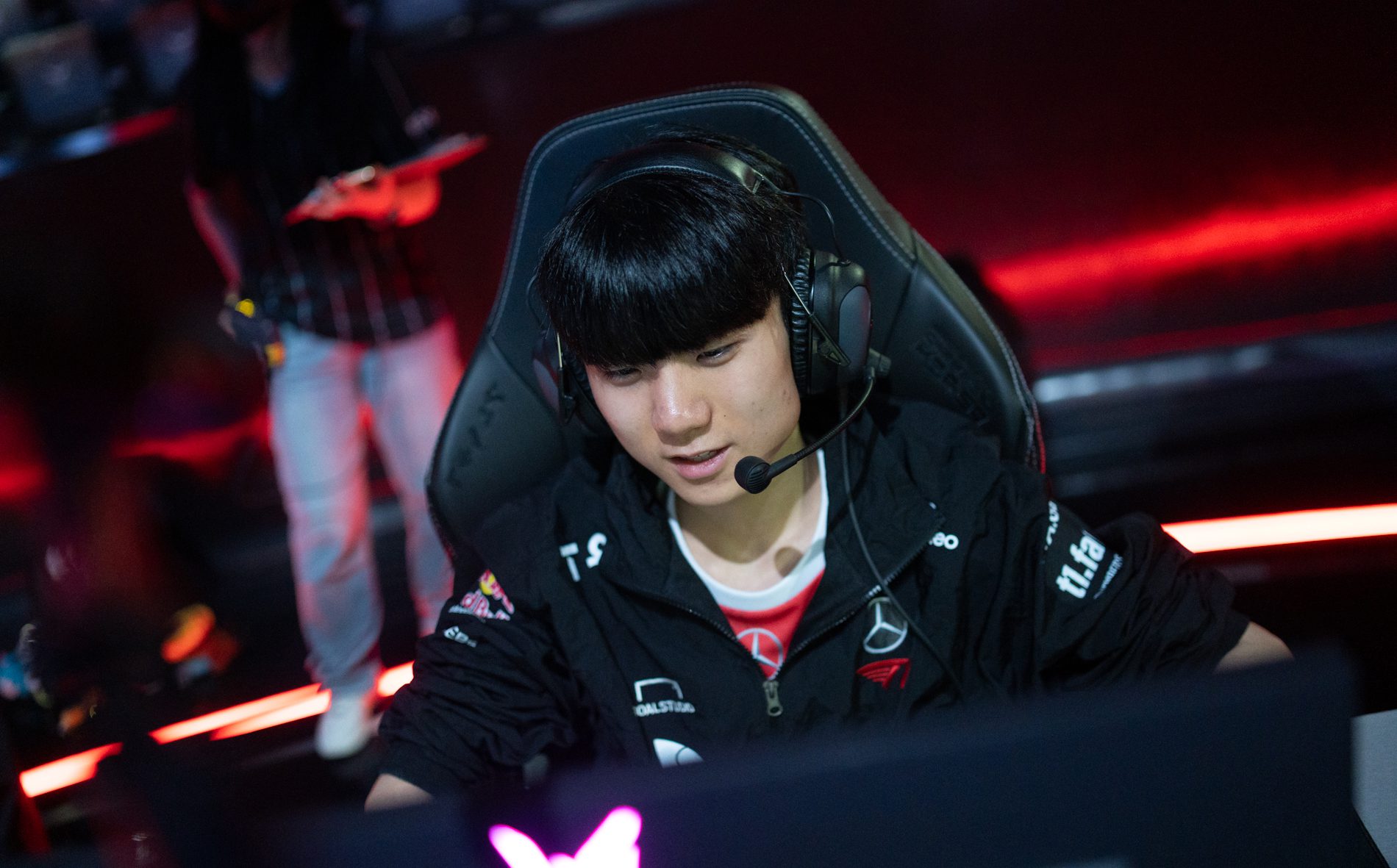 But when Faker is absent, everything changes