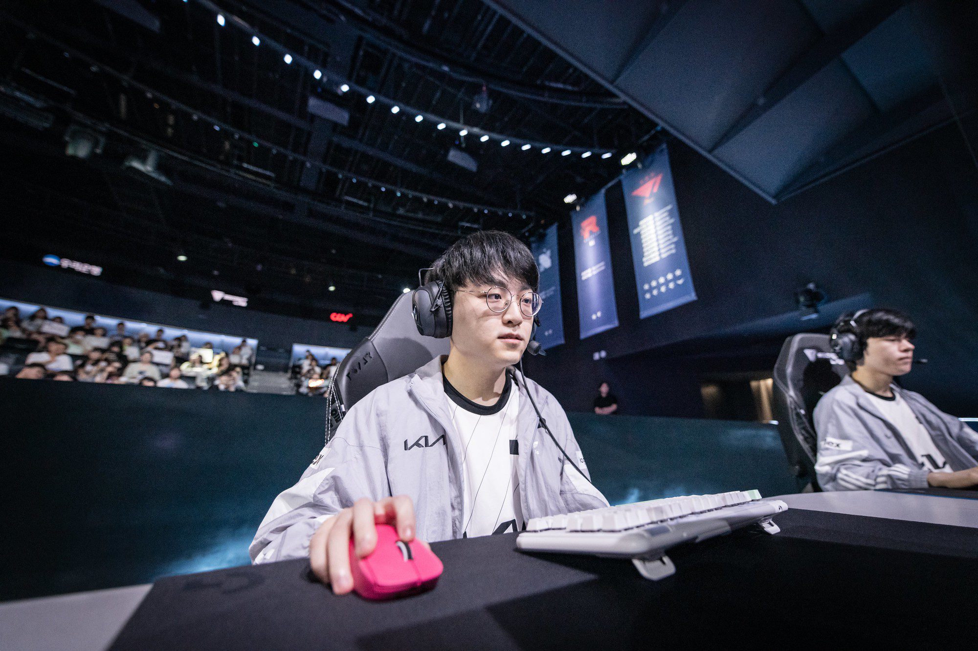 DK struggled despite T1 missing their most important player
