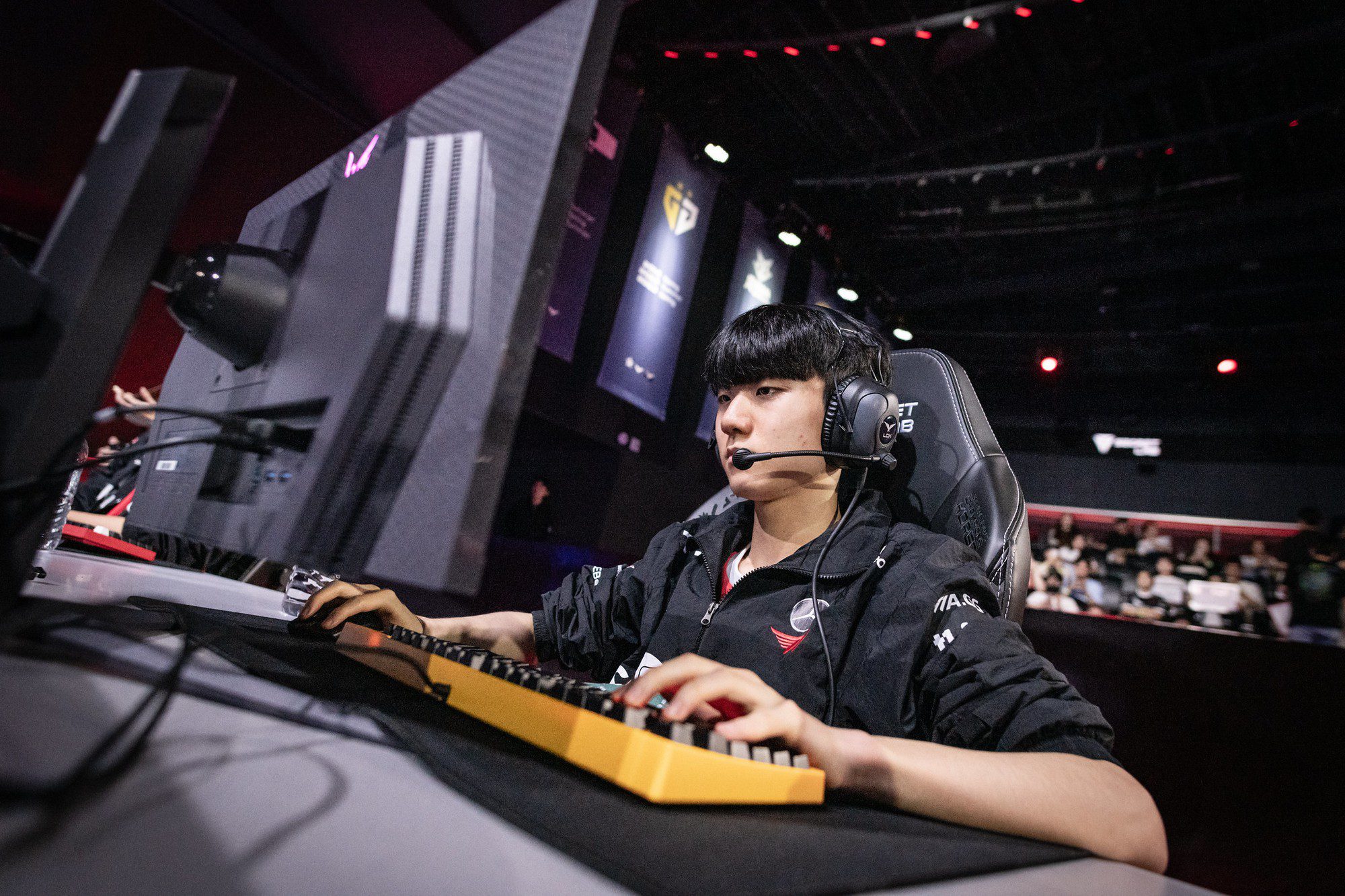 Poby from the Challengers team was chosen to replace Faker