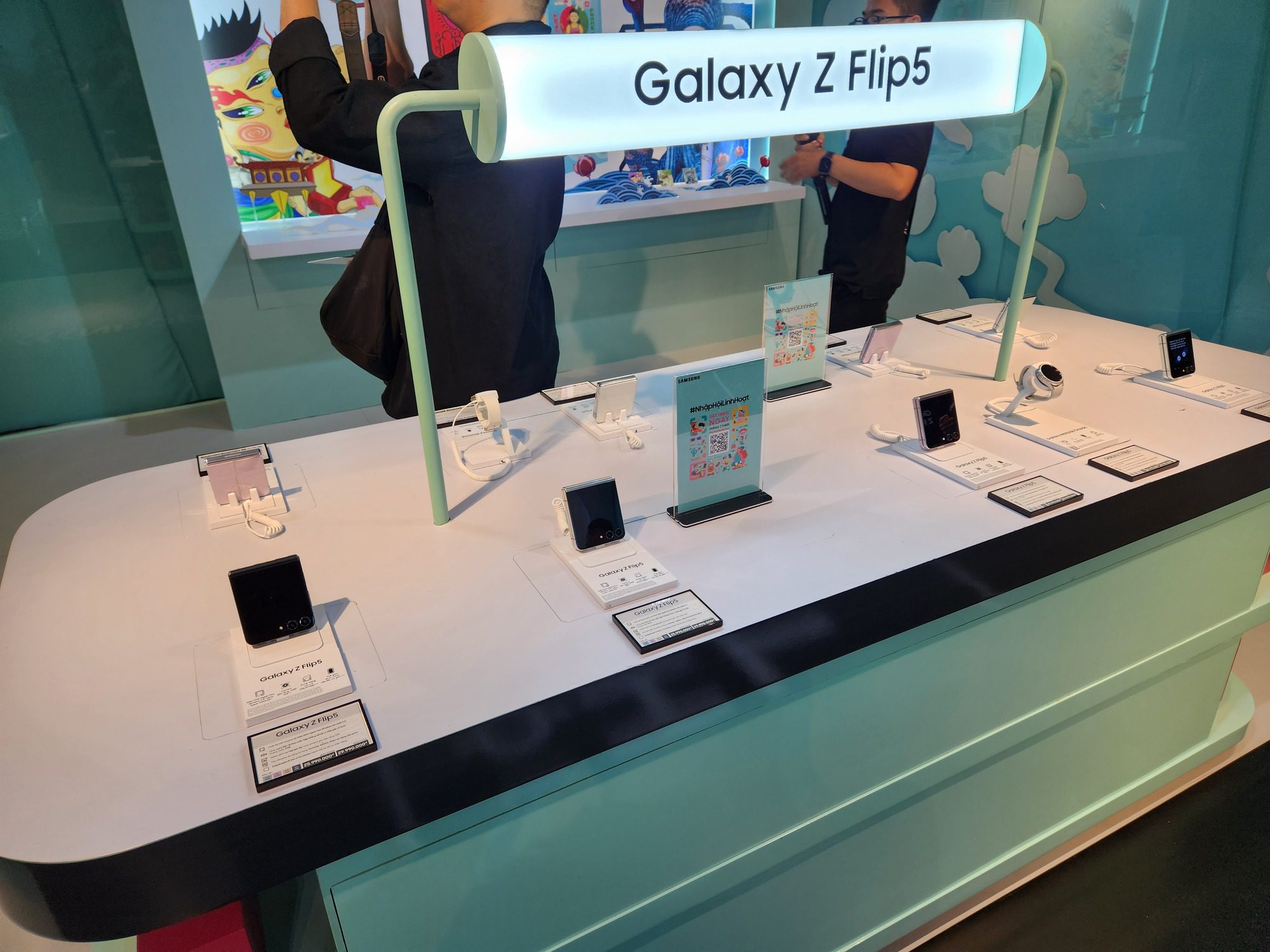 Samsung Galaxy Z Flip5 and Samsung Watch 6