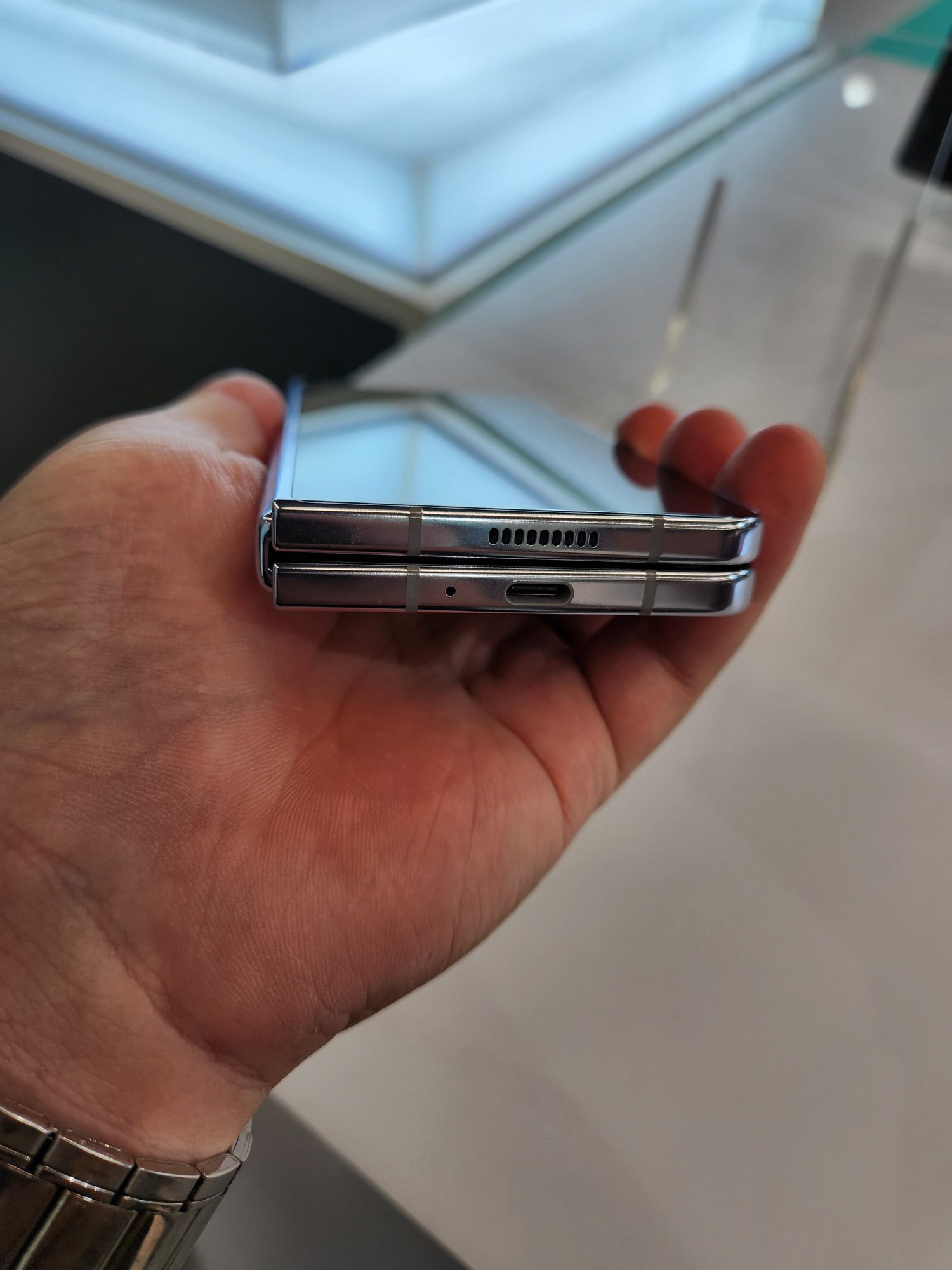 The new Samsung Galaxy Z Series has addressed the foldable design shortcomings