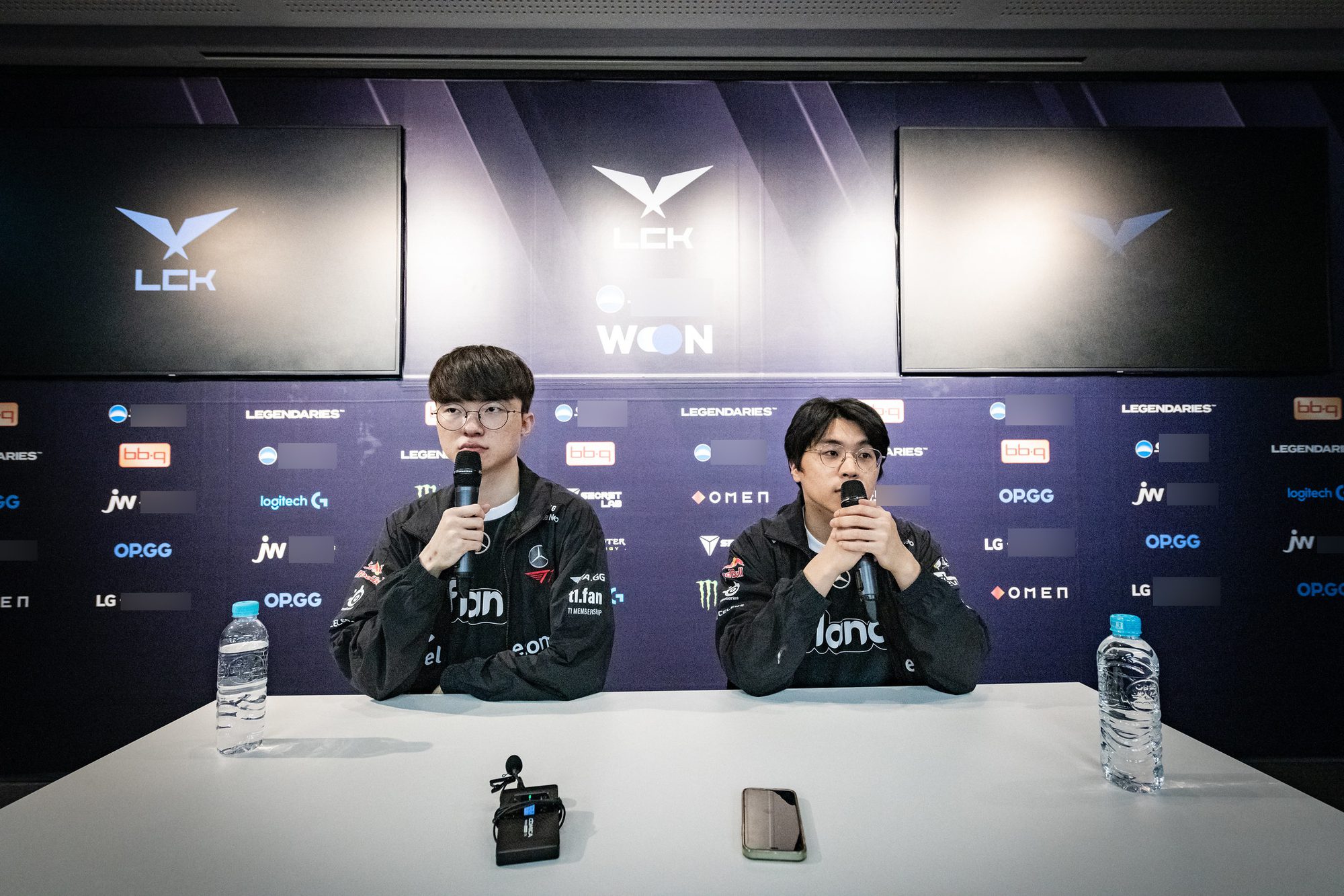 Both Faker and Bengi currently cannot help T1