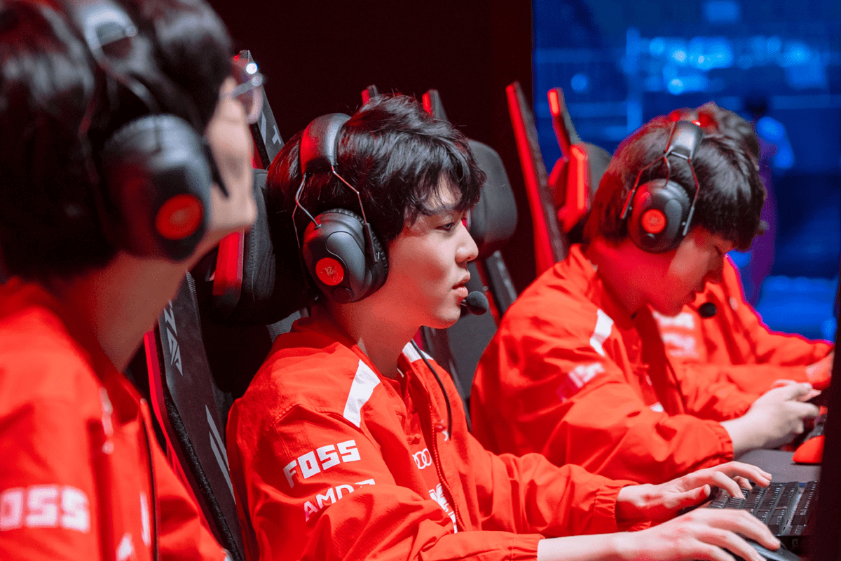 TES is a team with many notable stars in the LPL