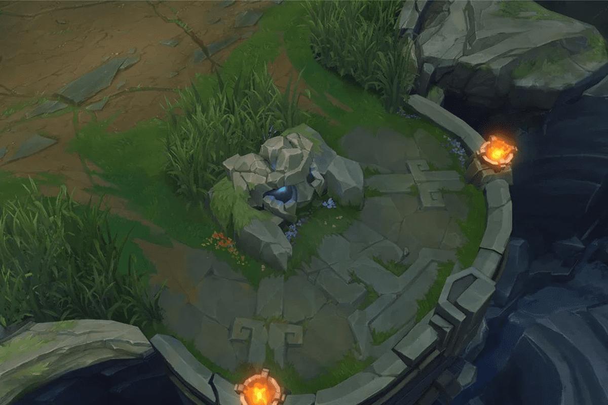 In the last map update, Riot focused on the Dragon area and added small paths on the sides