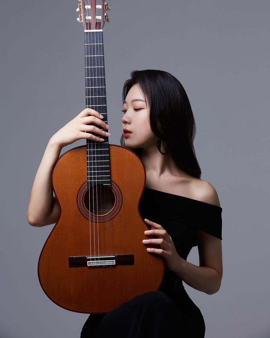 Gumayusi's sister is a guitarist