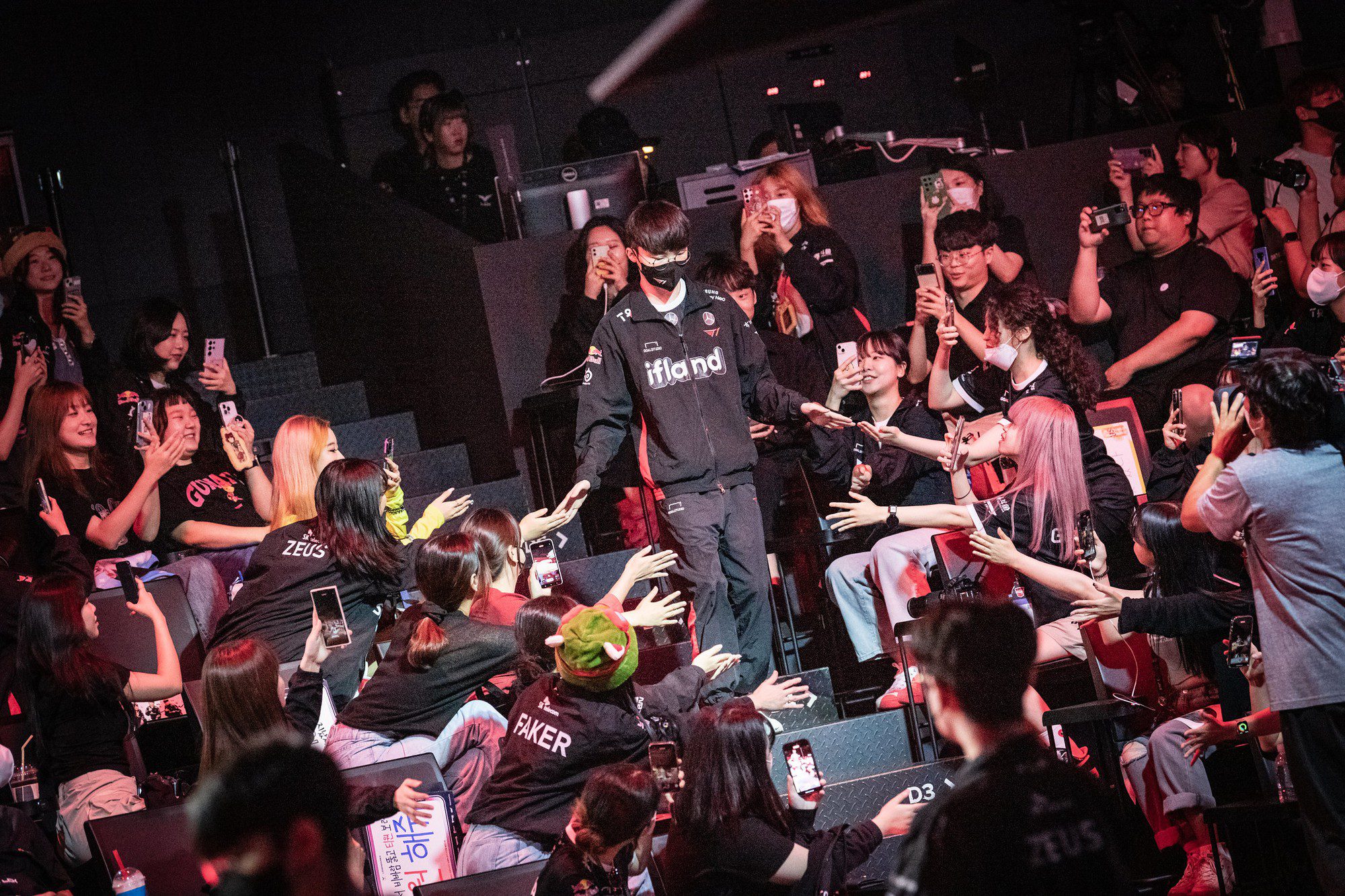 Faker performed impressively in the match against KT in the playoffs