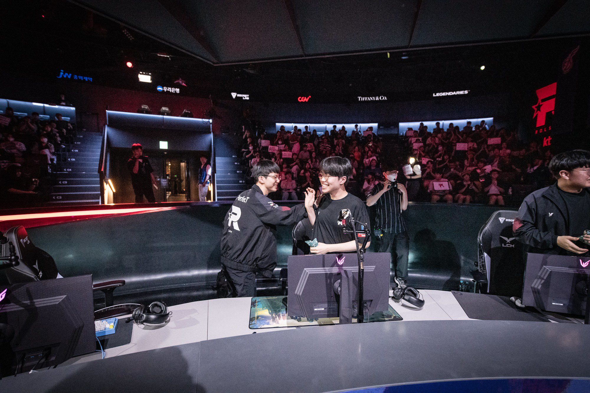 However, KT's actions are being condemned as 'disrespecting the opponent'