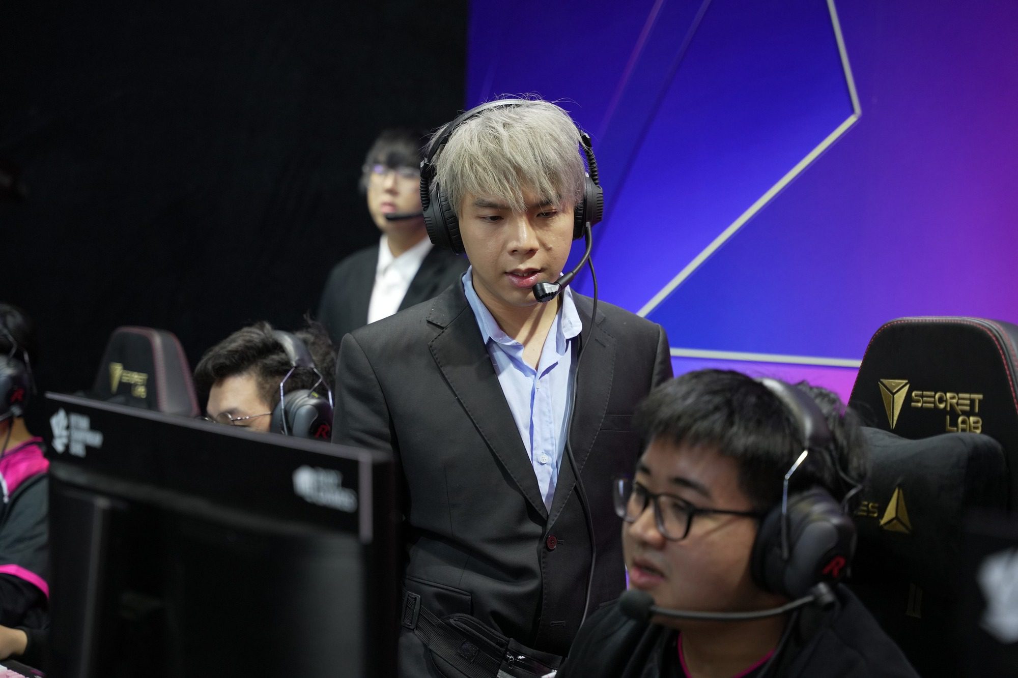 But Coach Ren has also faced considerable backlash