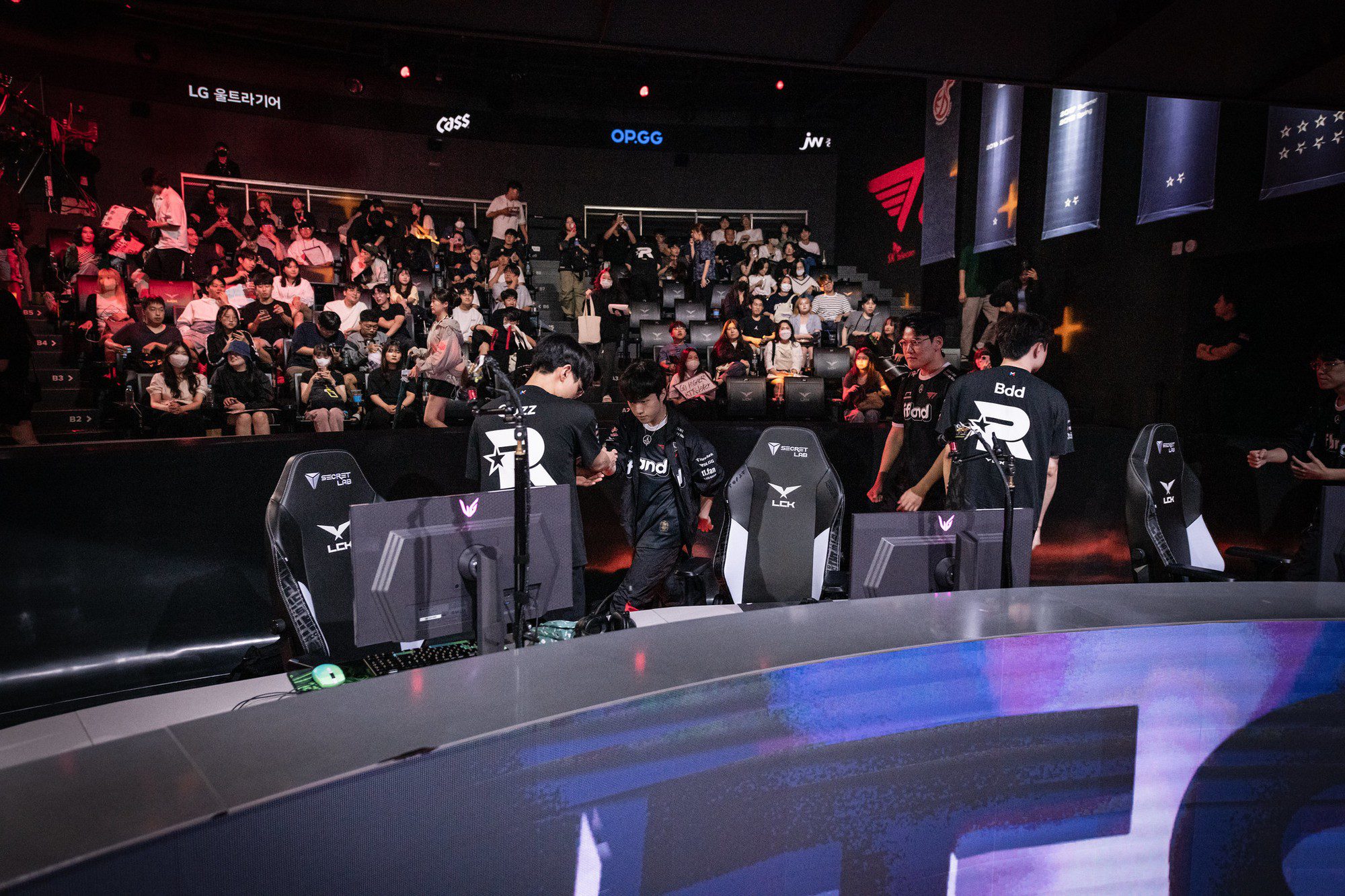 KT becomes the first team in LCK history to lose to an opponent they chose in the playoffs