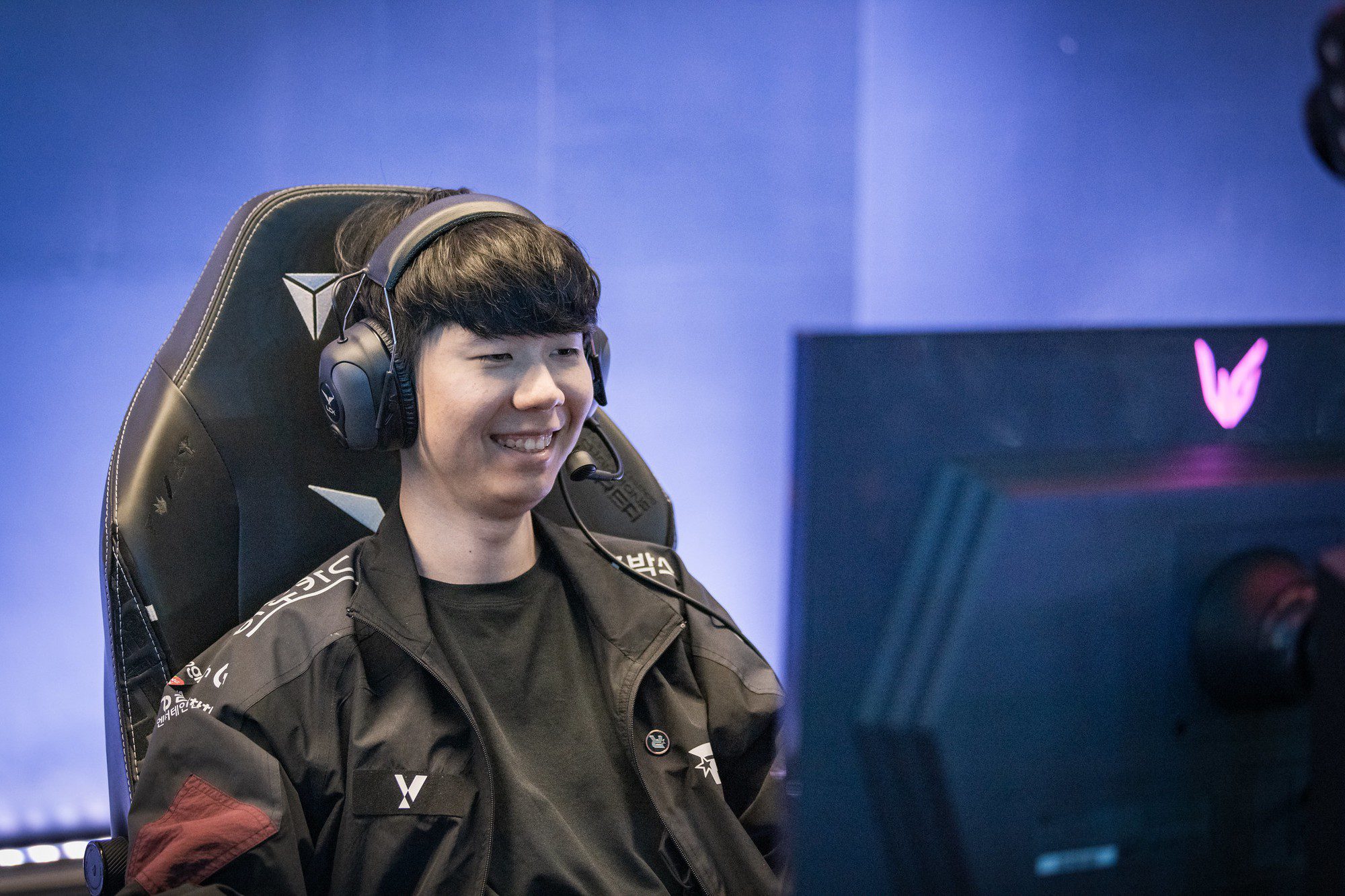 Teams like KT know how to exploit T1's mistakes