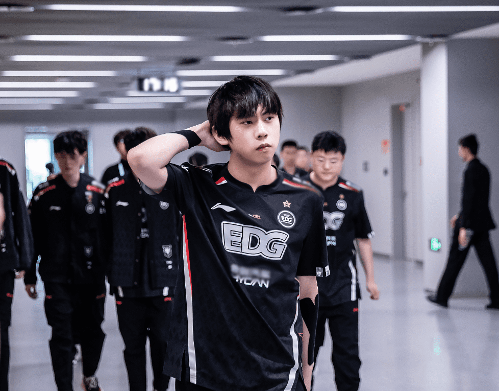 EDG failed to qualify for Worlds 2023 after losing in the regional qualifiers