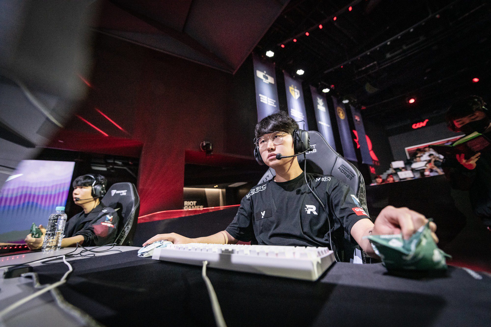Aiming's past incident was no less serious than Clid's case