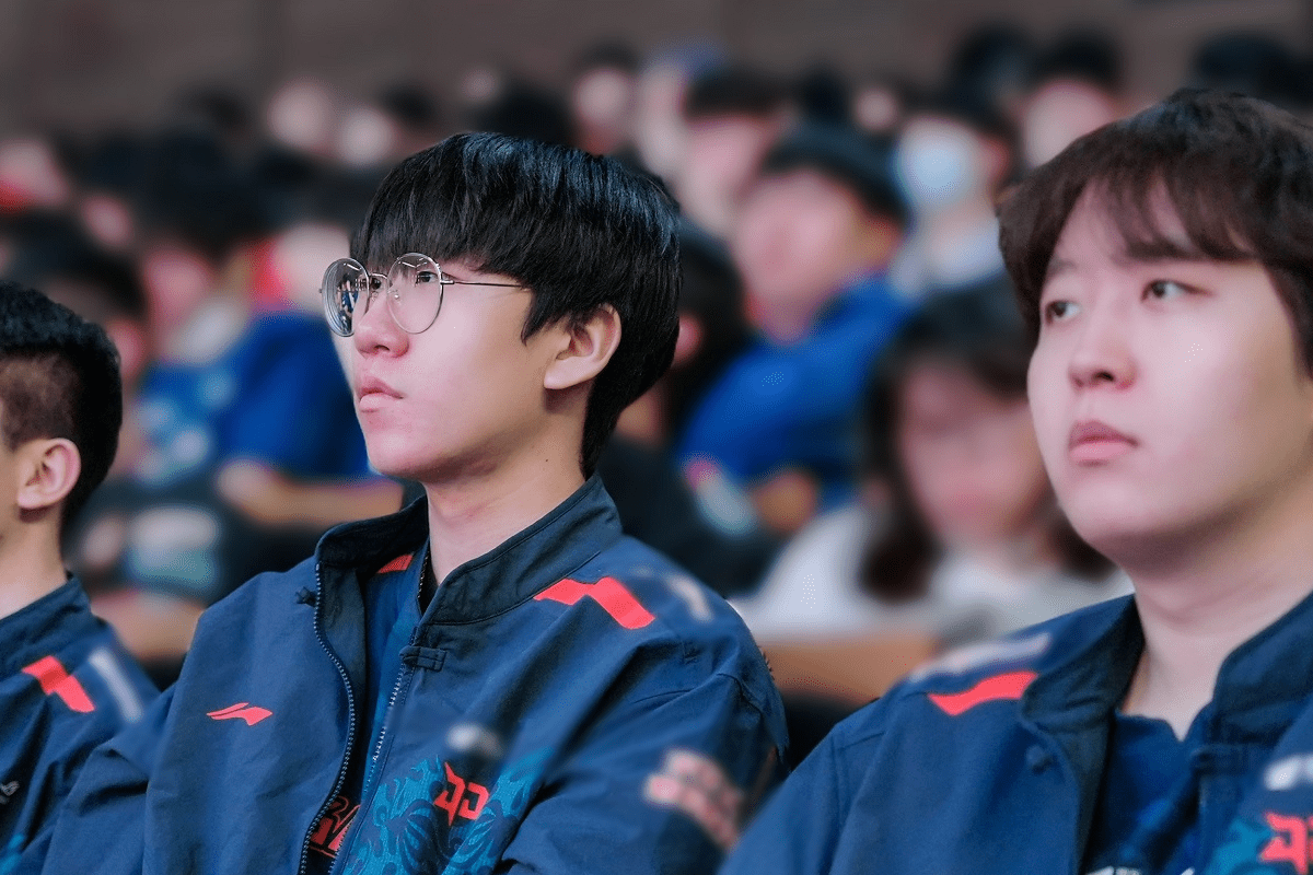 The performance of the duo Ruler - Kanavi makes LPL fans feel a pang of heartache