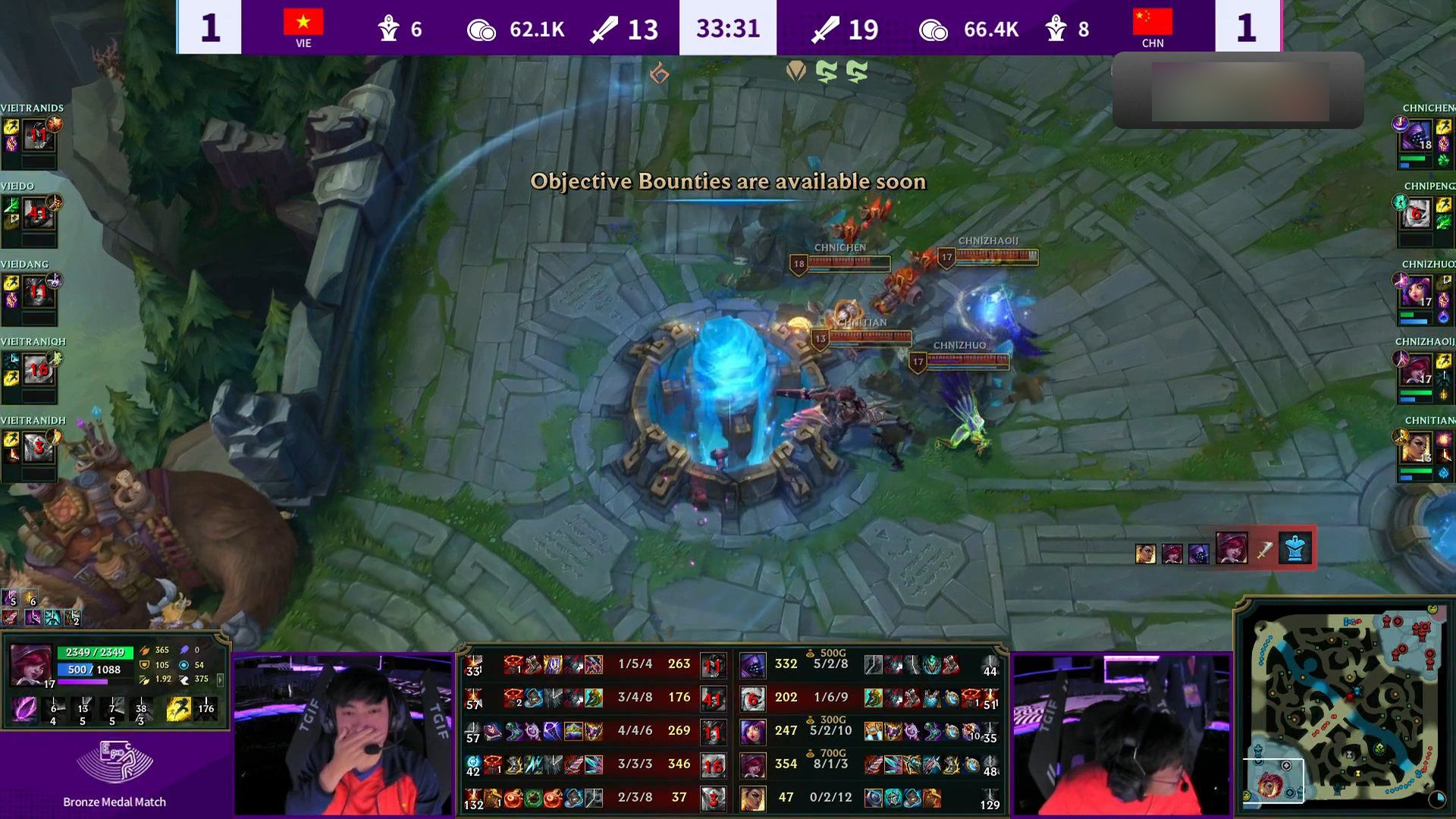 Vietnamese LoL players lost the match with regret