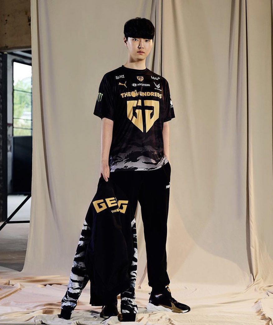 When returning to Gen.G, Chovy no longer has superstars beside him like the Korean LoL lineup