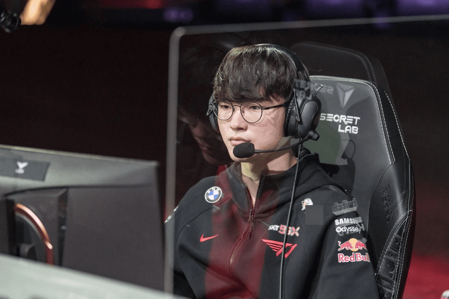 The incident of Faker facing continuous game disruption last year prompted Riot to tighten ranked account distribution