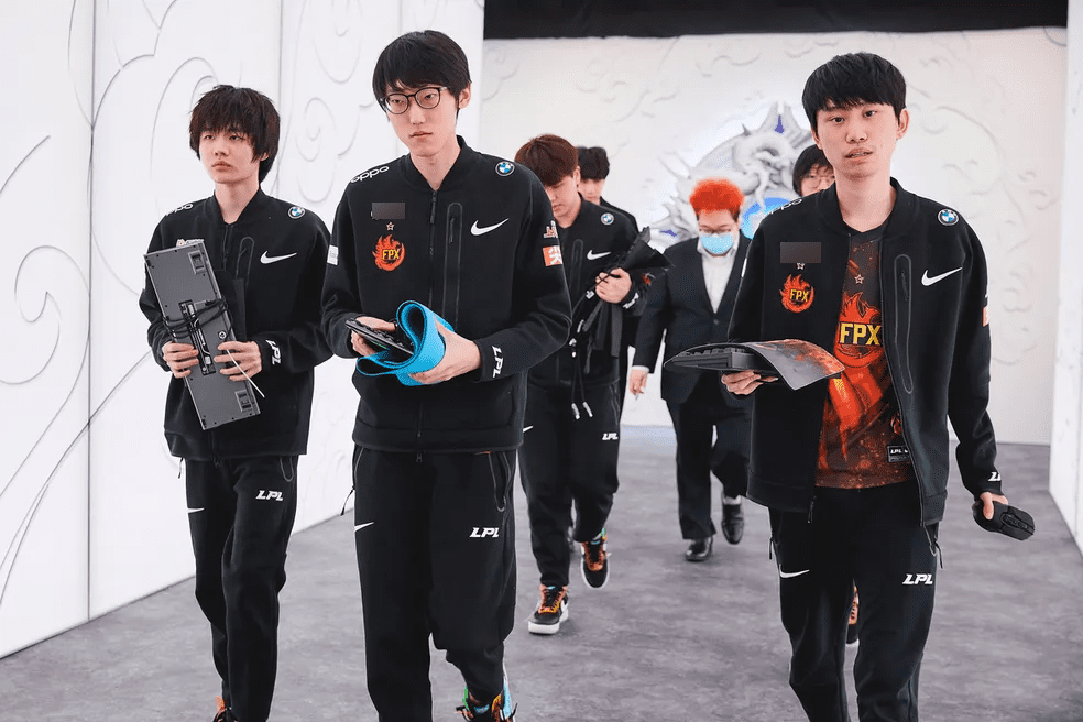 Doinb himself was eliminated in the group stage of Worlds 2021