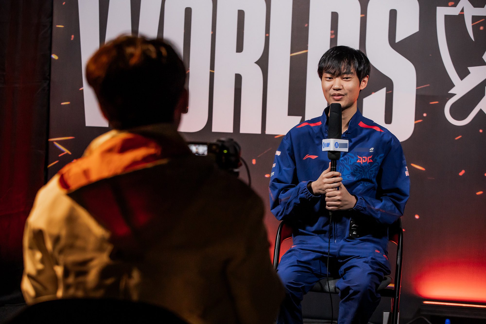 Knight's opinion is that even if JDG wins the 'Grand Slam of titles', they will still rank behind SKT T1
