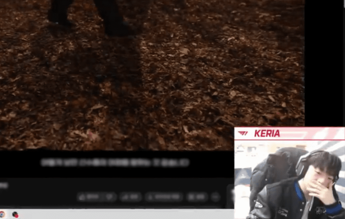 Perhaps too happy about winning the championship, Keria went live right after the Finals