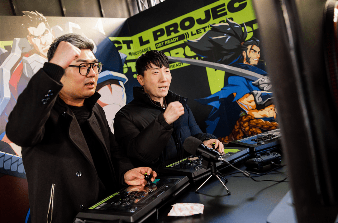 Athlete Kim Gwan-woo (the person on the right) shared that Project L is an interesting game