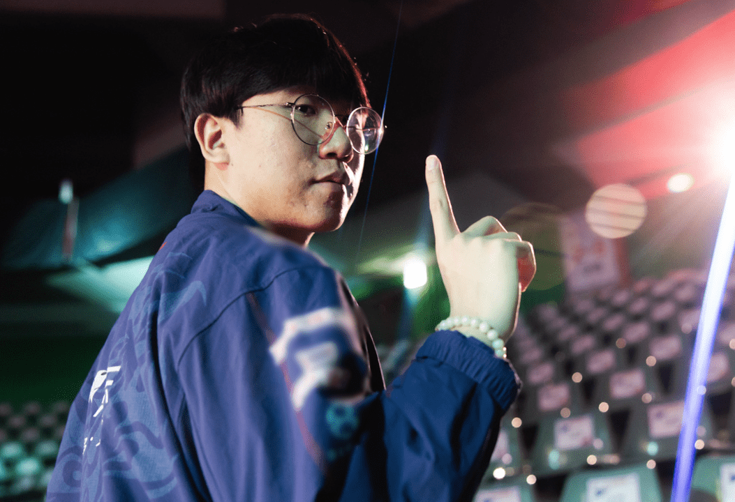 If EDG wants to acquire Ruler, they will have to compete fiercely with other teams from the LCK