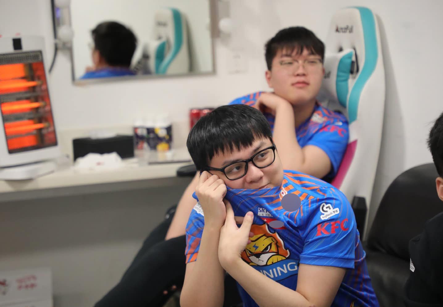 SofM and Bin were very close when they played together in SN's colors