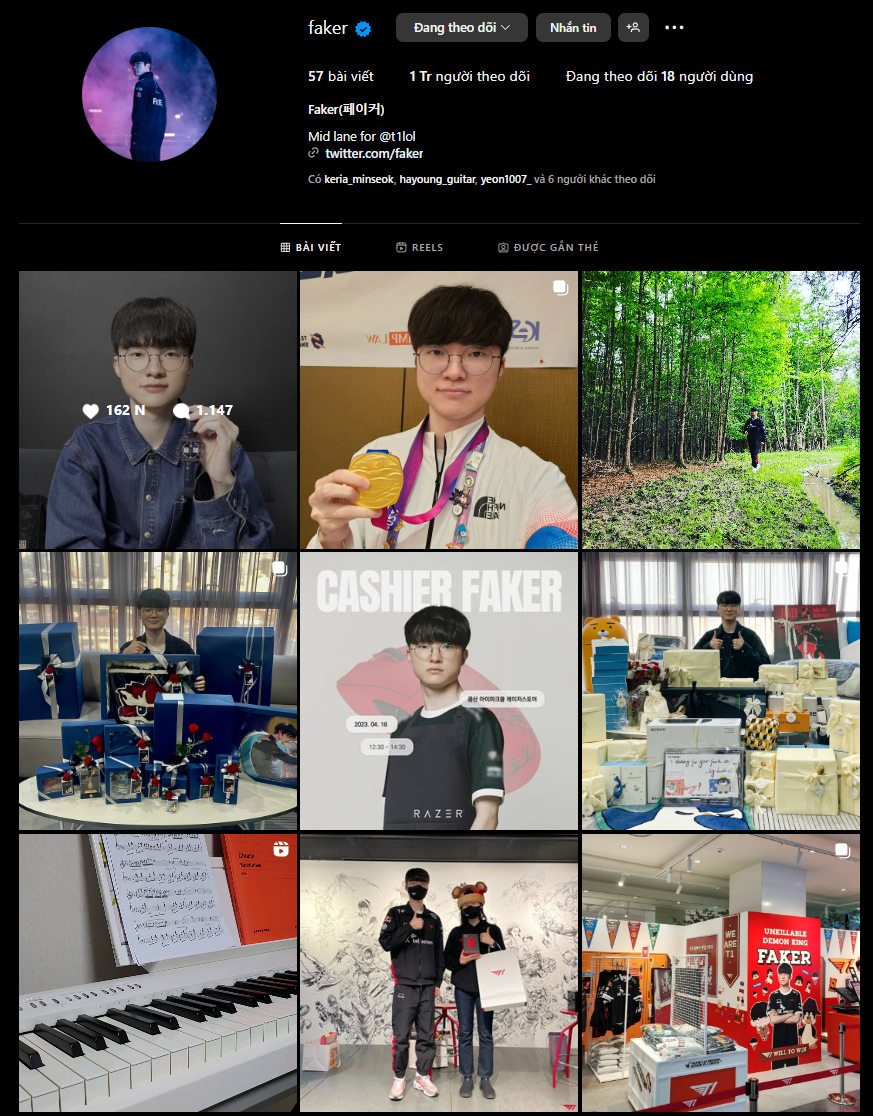 He is the first professional esports player (excluding influencers, streamers, former players...) to achieve 1 million followers on Instagram
