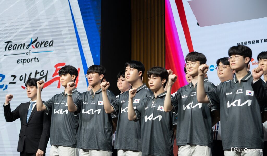 LPL media considers Coach KkOma to be talented and strong-willed