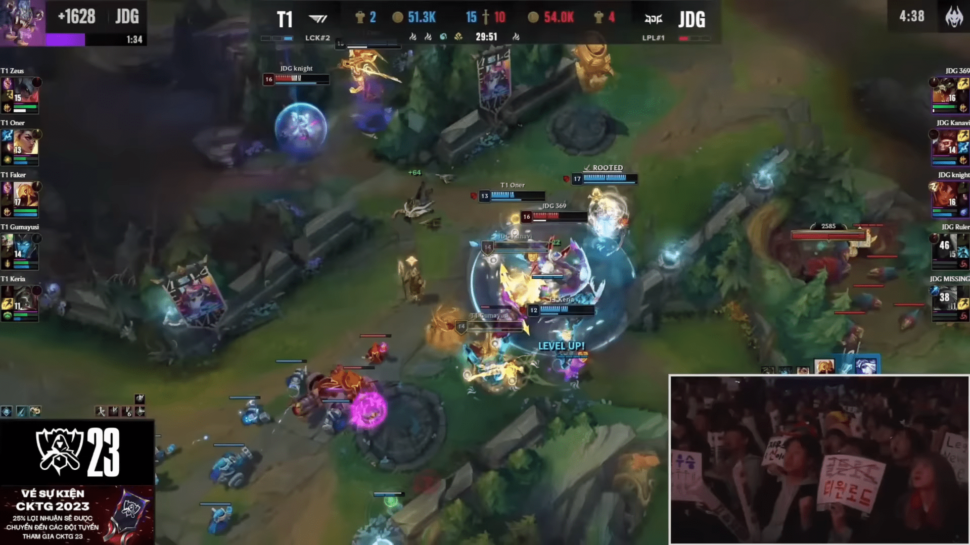 Gumayusi uses Stopwatch just as Guardian Angel expires while Zeus attacks Knight