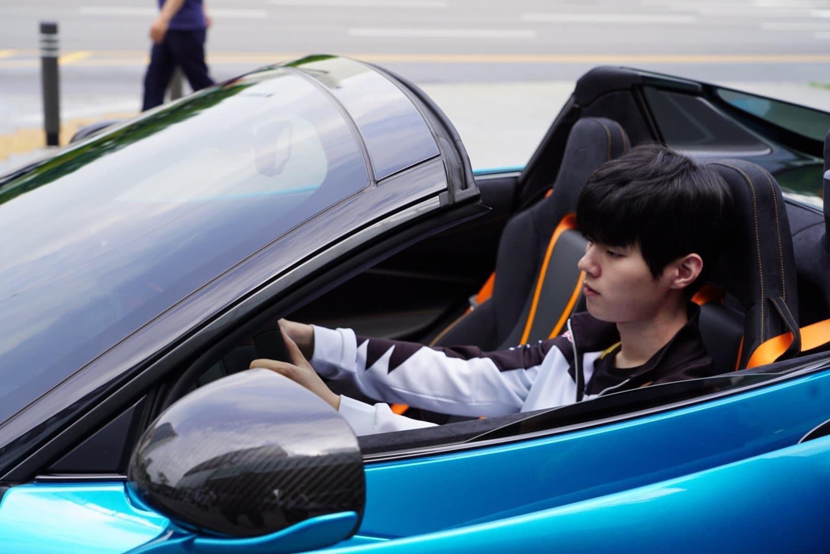 Deft seen on the streets of South Korea in the McLaren