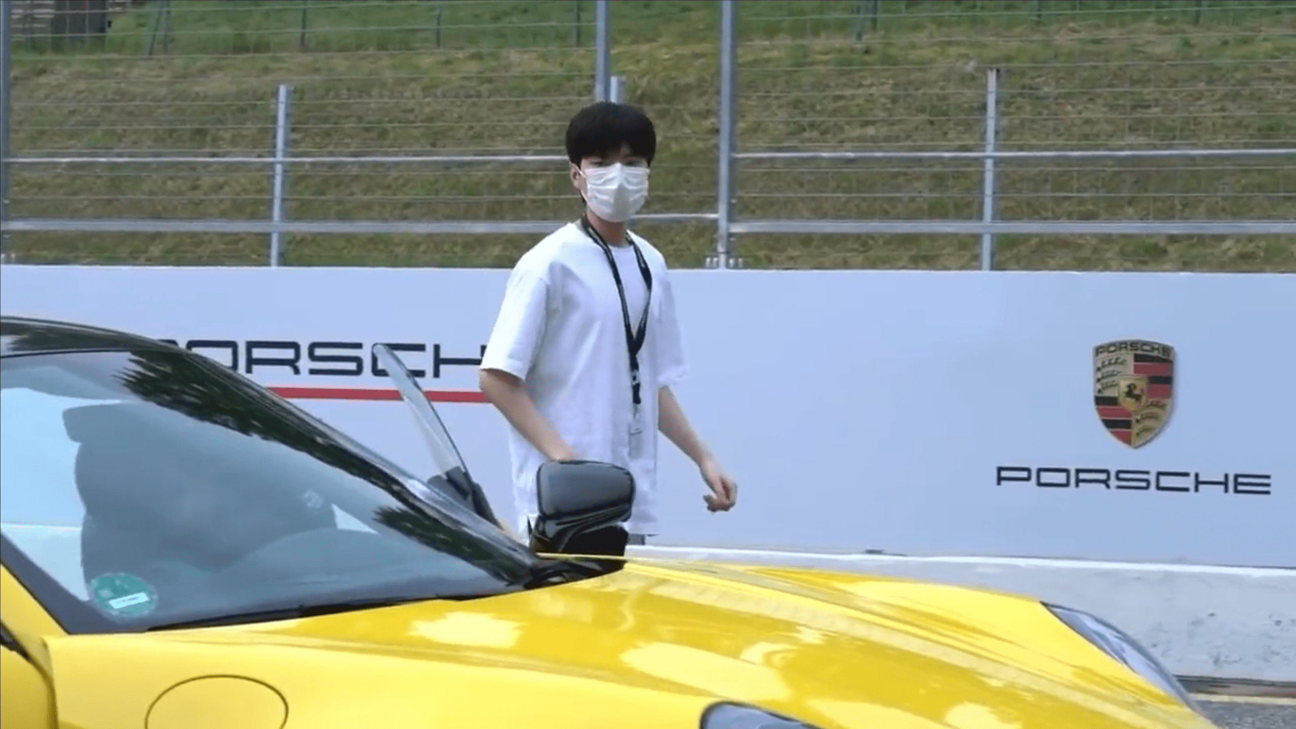 Deft also served as a brand ambassador in the DRX event collaborating with Porsche