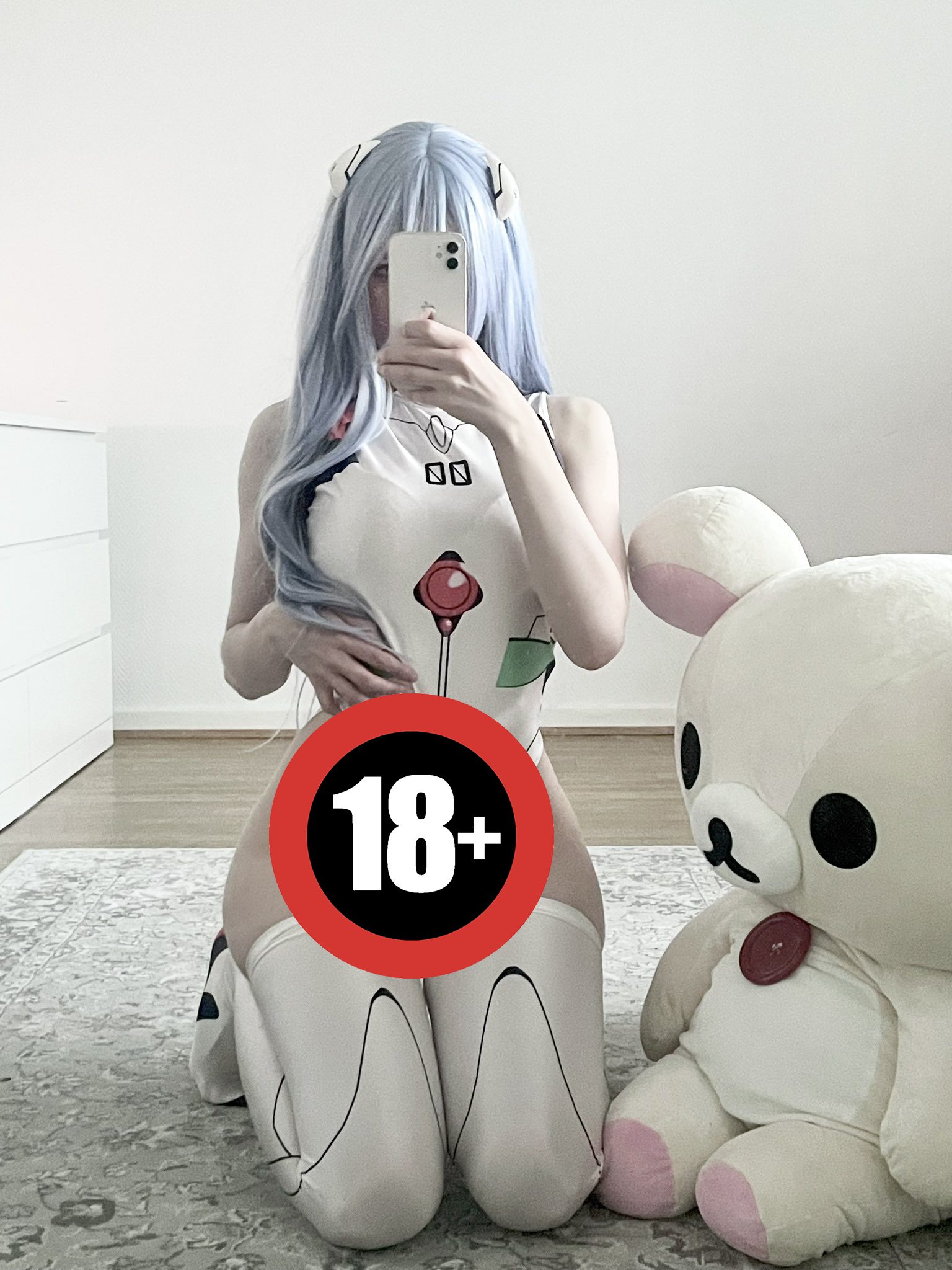 The female gamer is also a cosplayer
