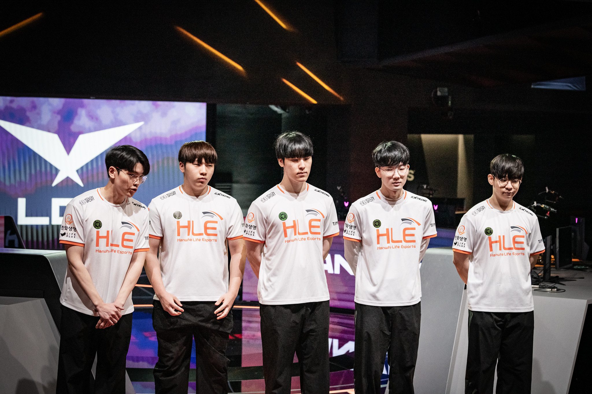 Life was once a member of the 'super team' HLE but left the team after just one year