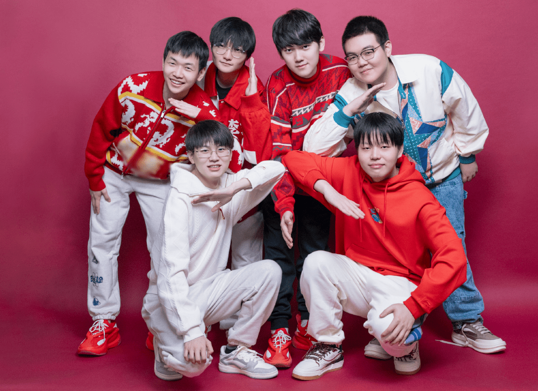 Names like 369, Tian, JackeyLove, Meiko of TES this year are all established stars in the LPL.