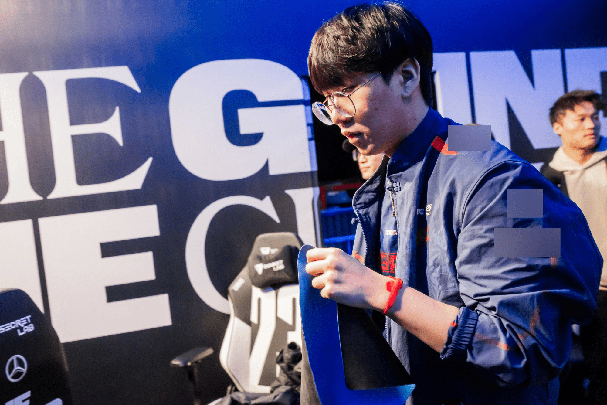 Many LPL viewers also felt 'hot' when only JDG managed to win a game against T1 at Worlds 2023
