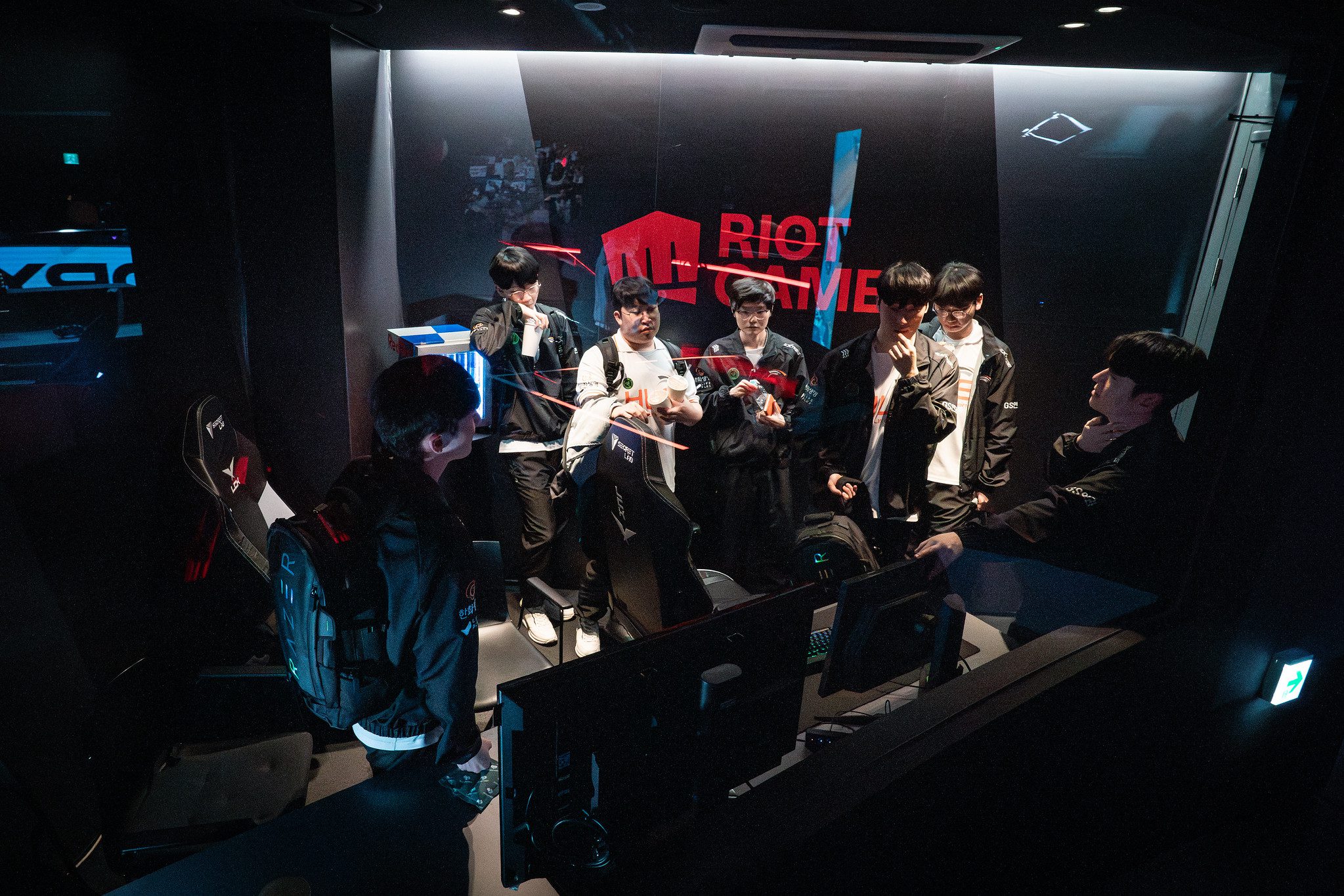 Peanut and his teammates defeated by T1
