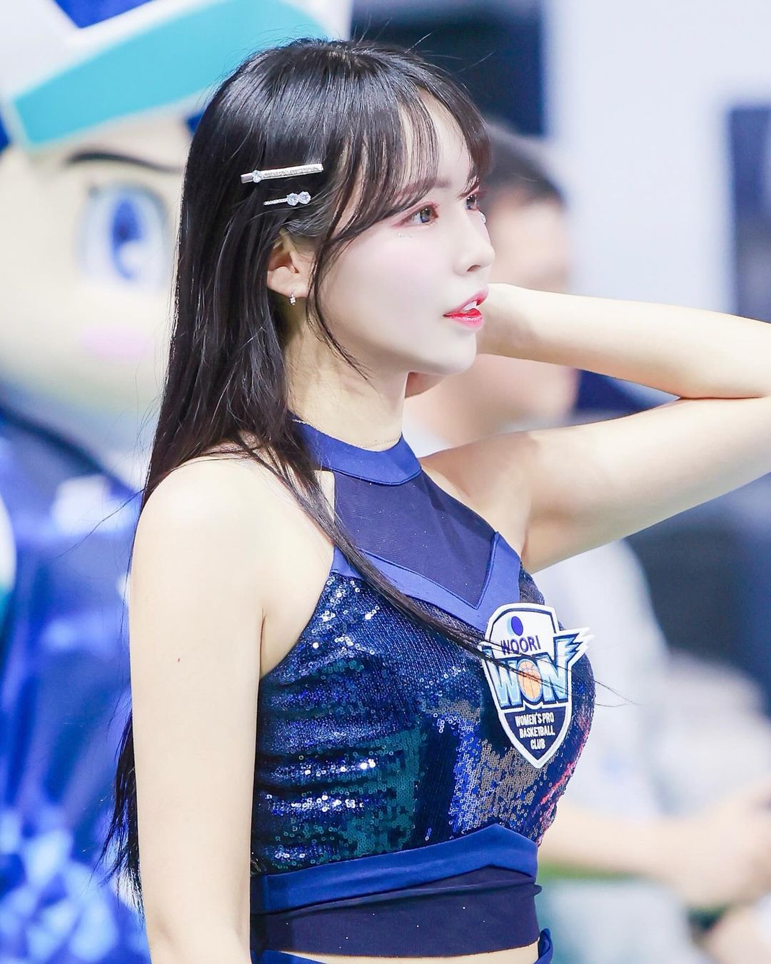 Oner's sister possesses beautiful looks and a perfect figure