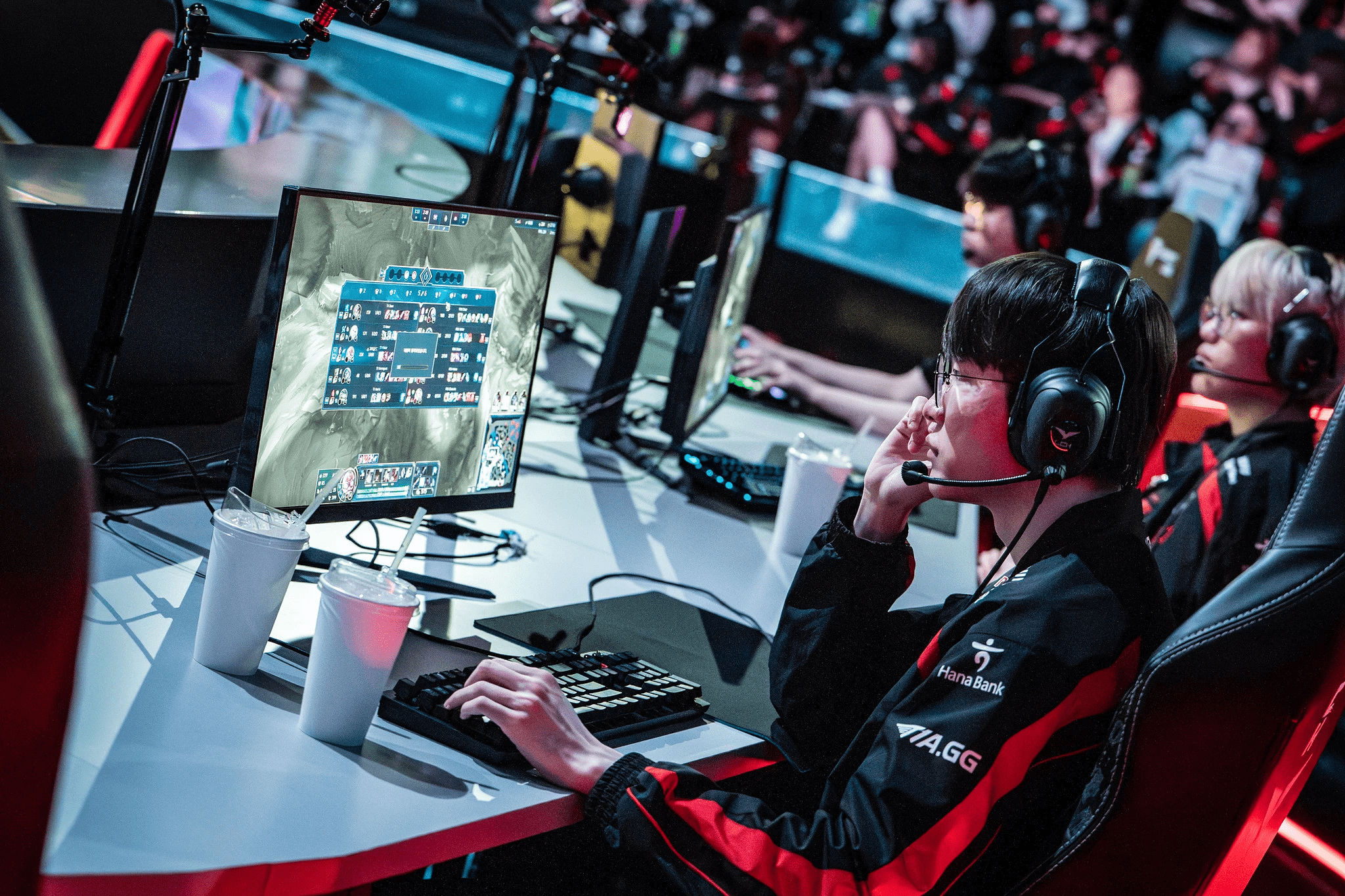 DDoS issues reappear in the T1 - FearX match