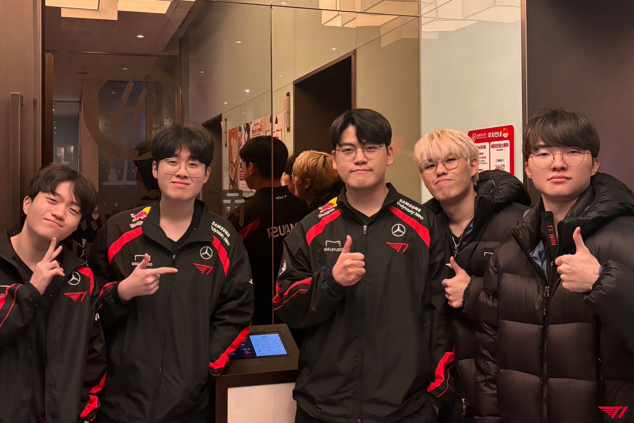 T1 is predicted to easily defeat DK